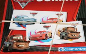 Domino - Cars 2 jeu de société à salles