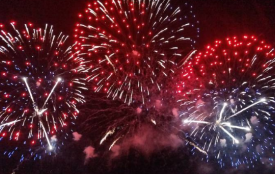 soirées à bord d'un bateau pour assister aux feux d'artifice