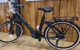 Vélo O2 Feel iSwan Urban Boost taille m